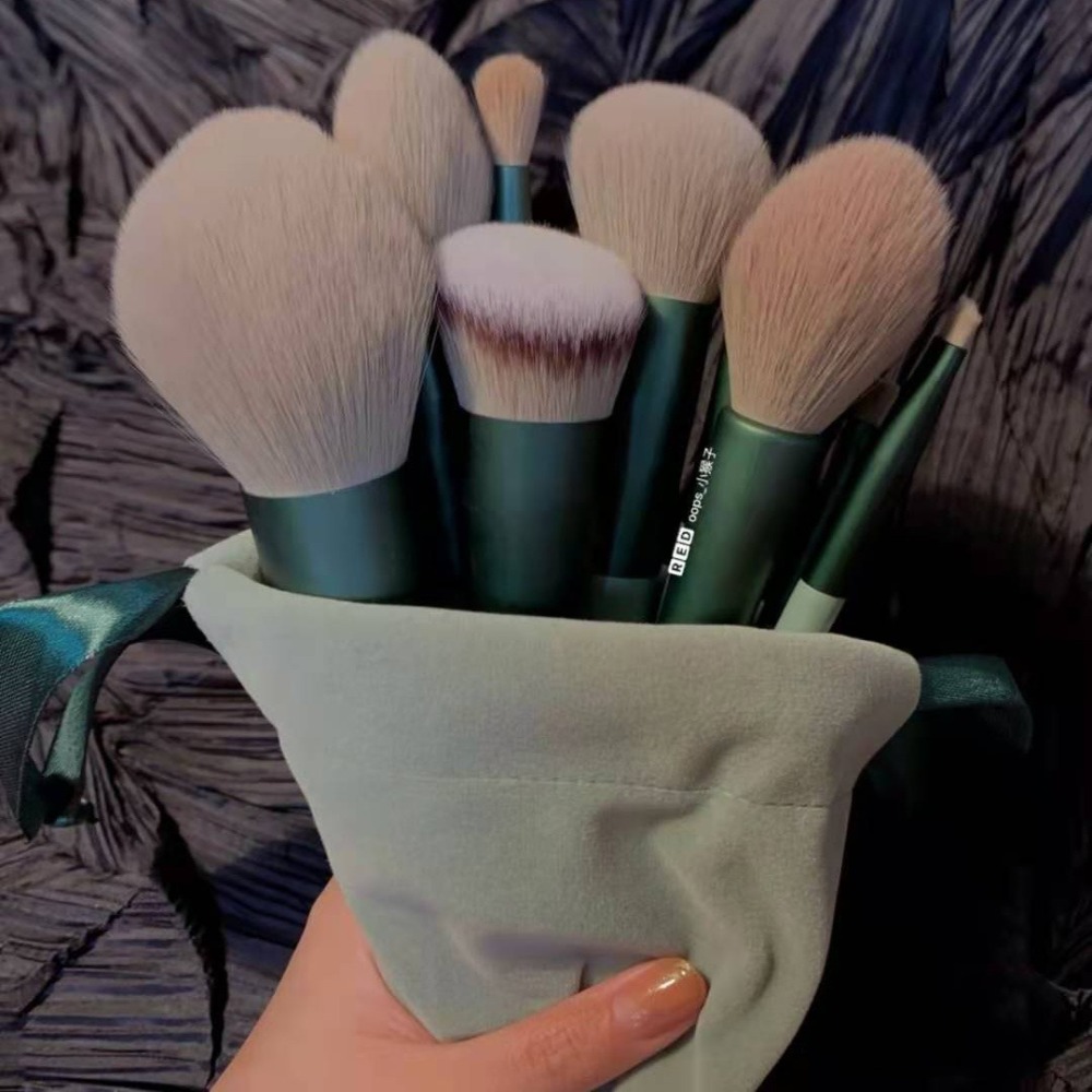 13pcs Soft Fluffy Makeup Brush - Tool Set recension och pris
